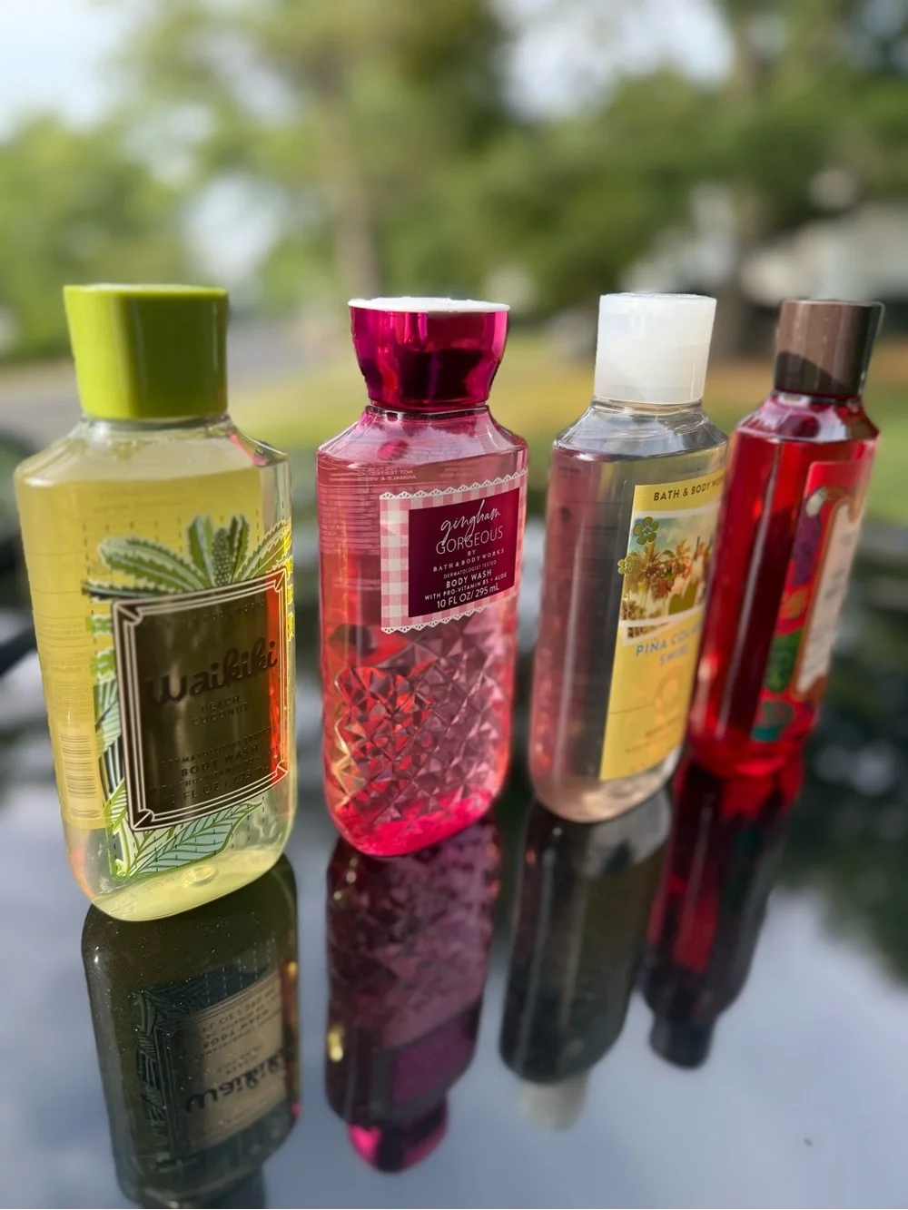 Bath & Body Works 4pc.Set🩷❤️Gingham❤️Pina Colada Swirl💛 Brazil Red & Waikiki💚 - Picture 3 of 4